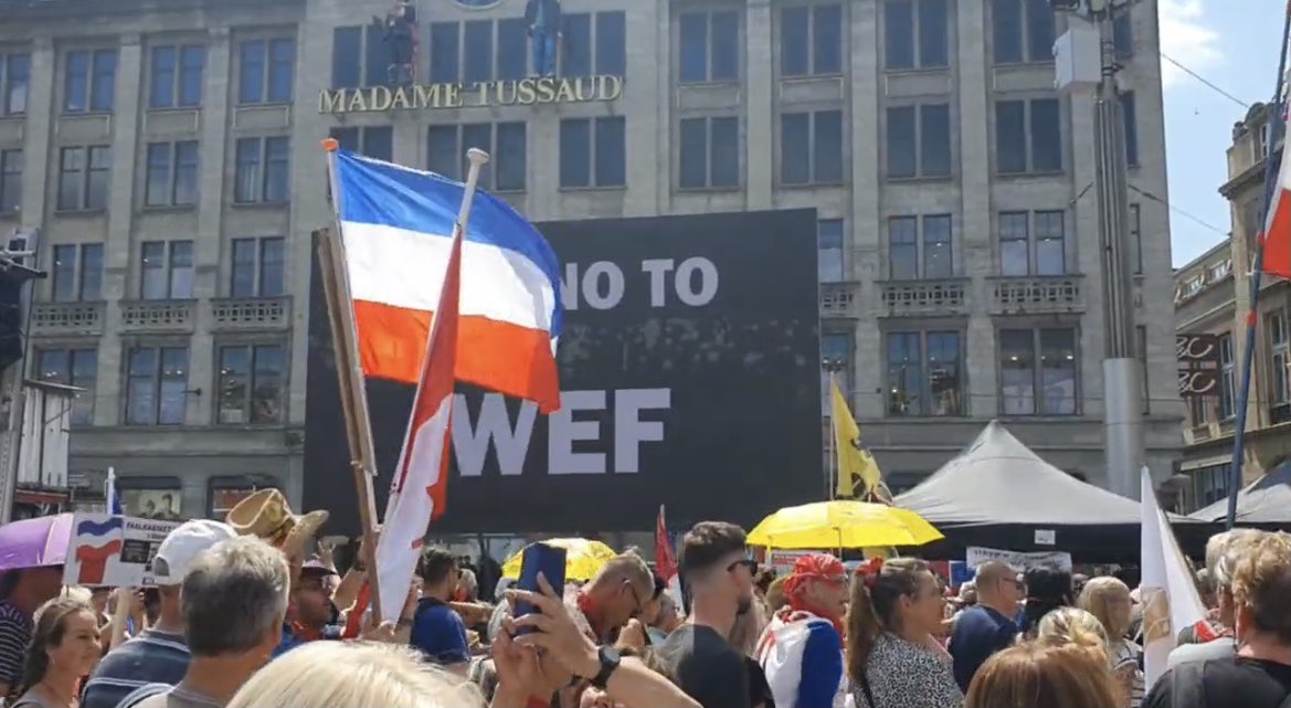 KatieDaviscourt's tweet photo. The Dutch are fighting back against the World Economic Forum’s #GreatReset.

Check out these screenshots from the sign posted up in the heart of Amsterdam.

“Say no to the New World Order.” https://t.co/Im7DE9QQpq
