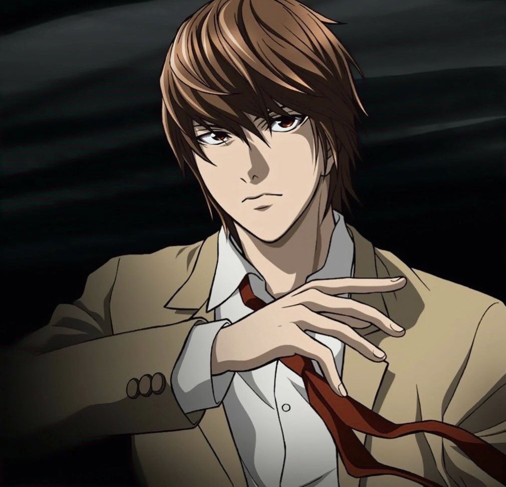favlovestaylor's tweet image. light yagami from #deathnote listens to taylor swift ! his fav song is blank space