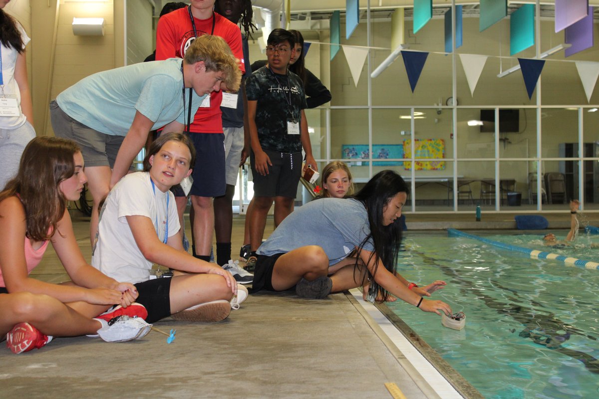 accel_ncssm's tweet photo. Morganton campers designed and built their own boats this week at the NCSSM Summer Accelerator program, and tried them out at the Aquatic Center.
 #SummerAccelerator #NCSSMSummer https://t.co/p8pUNBCHqr