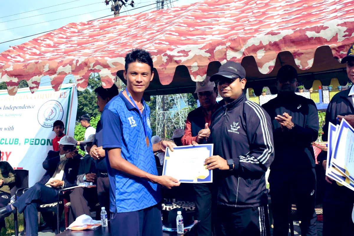 trishakticorps's tweet photo. #AmritMahotsav 
#RevivingOldTraditions

#TrishaktiCorps #IndianArmy, assists #GeorgianArcheryClub Pedong, in conducting #Archery Competition, rekindles the age old tradition of #Lepchas and #Bhutias of #Sikkim. Spirited competition amongst 12 Clubs.

@adgpi 
@easterncomd https://t.co/lyXk6Fr9EK