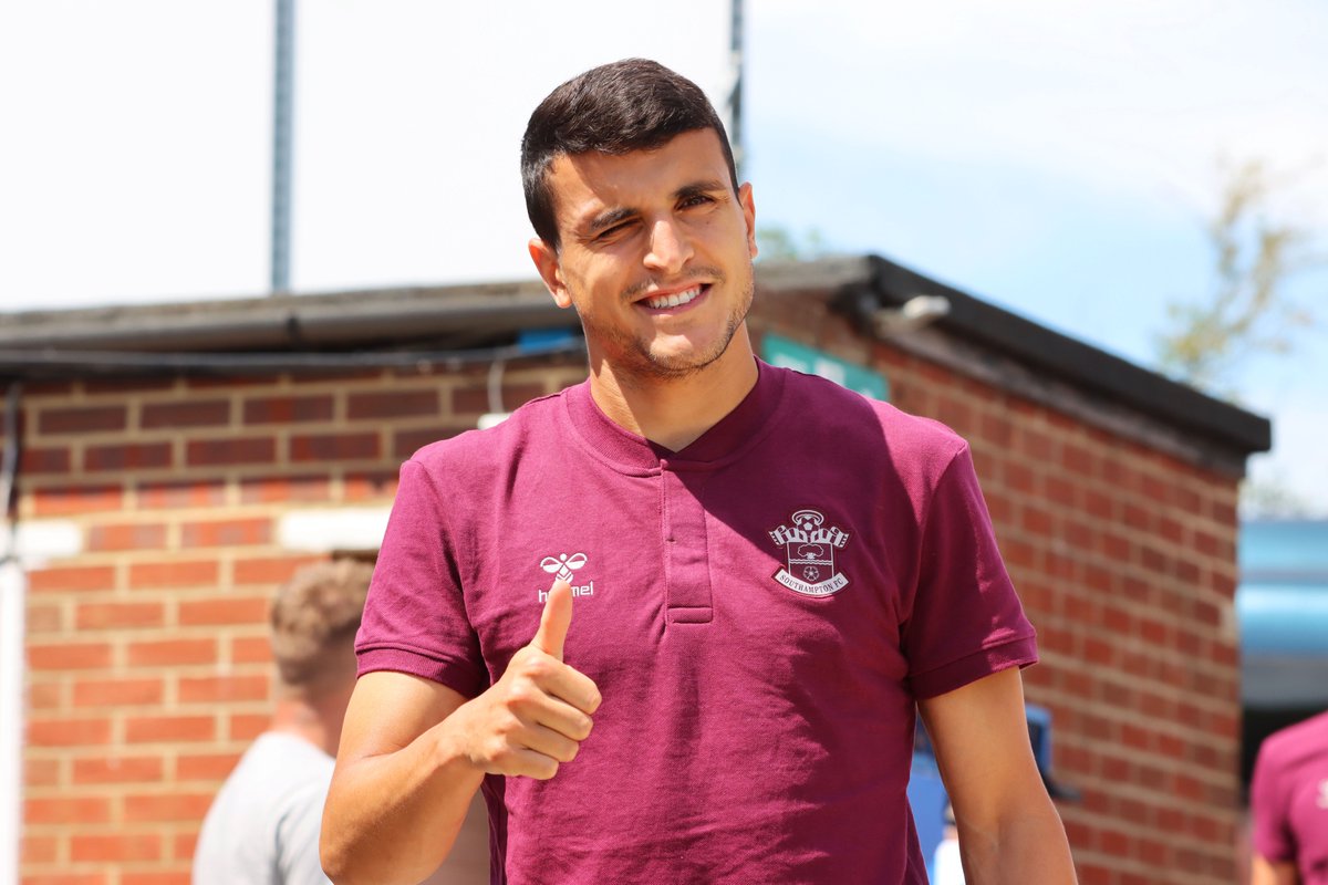 MattTsport's tweet photo. #SaintsFC checking in 👋 https://t.co/VnxuwfhaC1