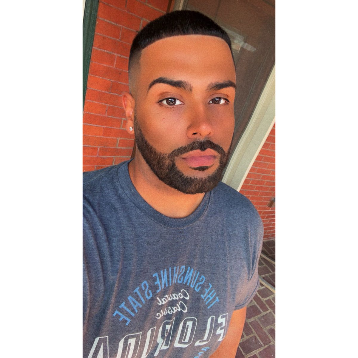 Cas_MrKnowitAll's tweet photo. #NormalBoy 👽 https://t.co/f2JKVS8CCs