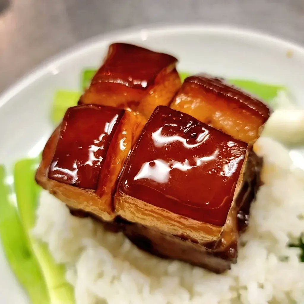 bardandbaker's tweet photo. VEGETARIAN ABALONE

ONCIDIUM TOFU

TIANSHU MEAT

LOTUS FLOWER CRISPS

Didn't get a picture of the Chili-Mince Cornbread Buns 😭 https://t.co/QHukeAtYJf