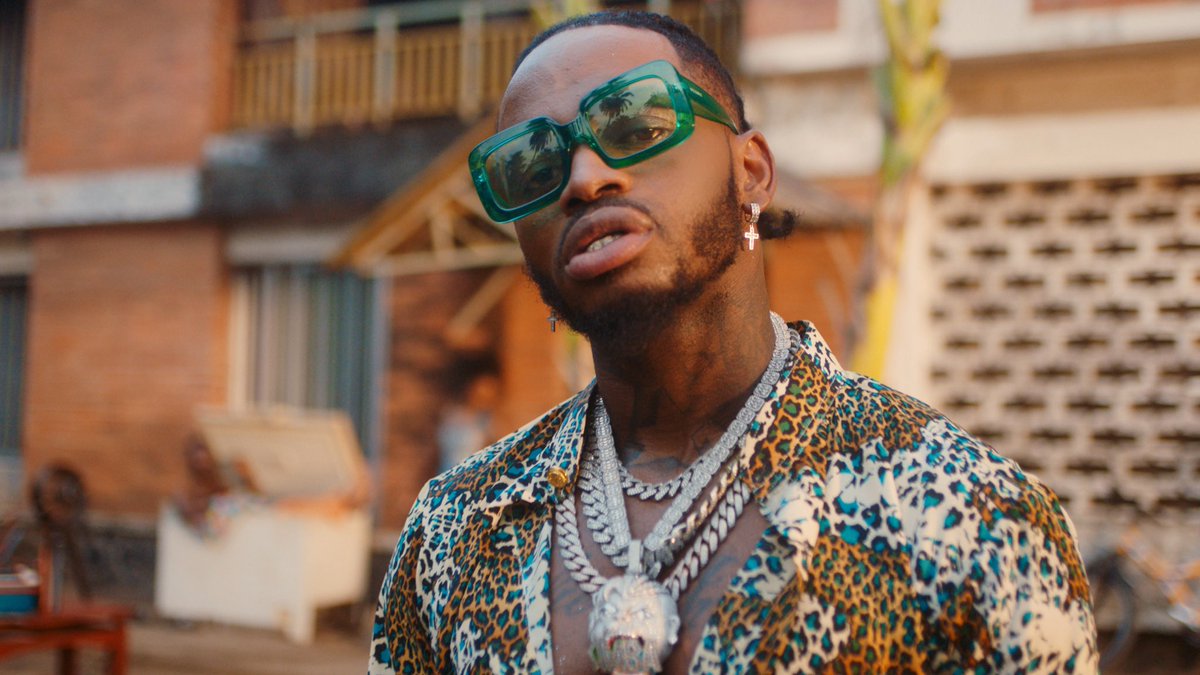 priorgoldpictures tweet media