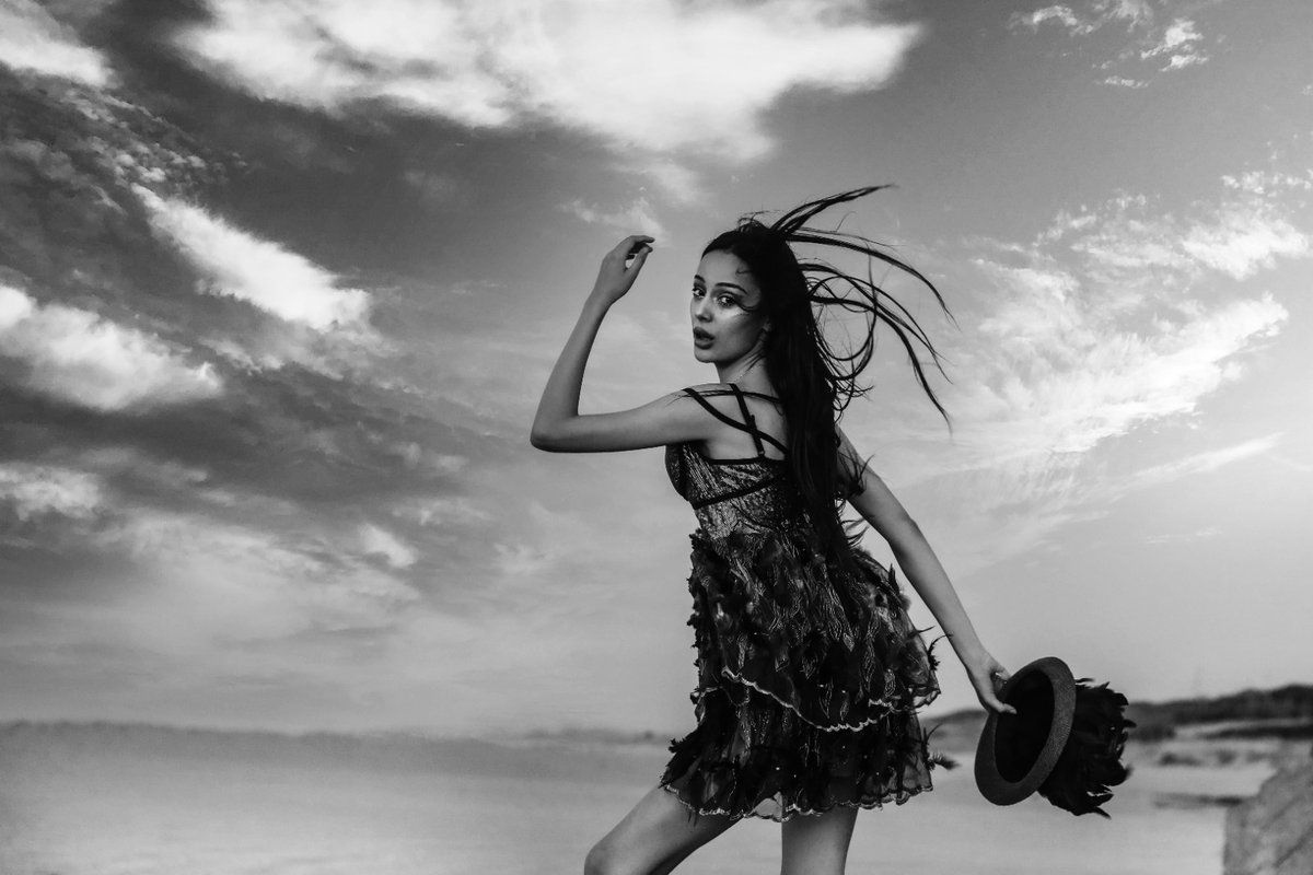 Hello #NFTCommumity 🖤 
I wish you all a happy day☕☘️📸 

#nftcollector #nftphotography #NFTGiveaway #NFTs