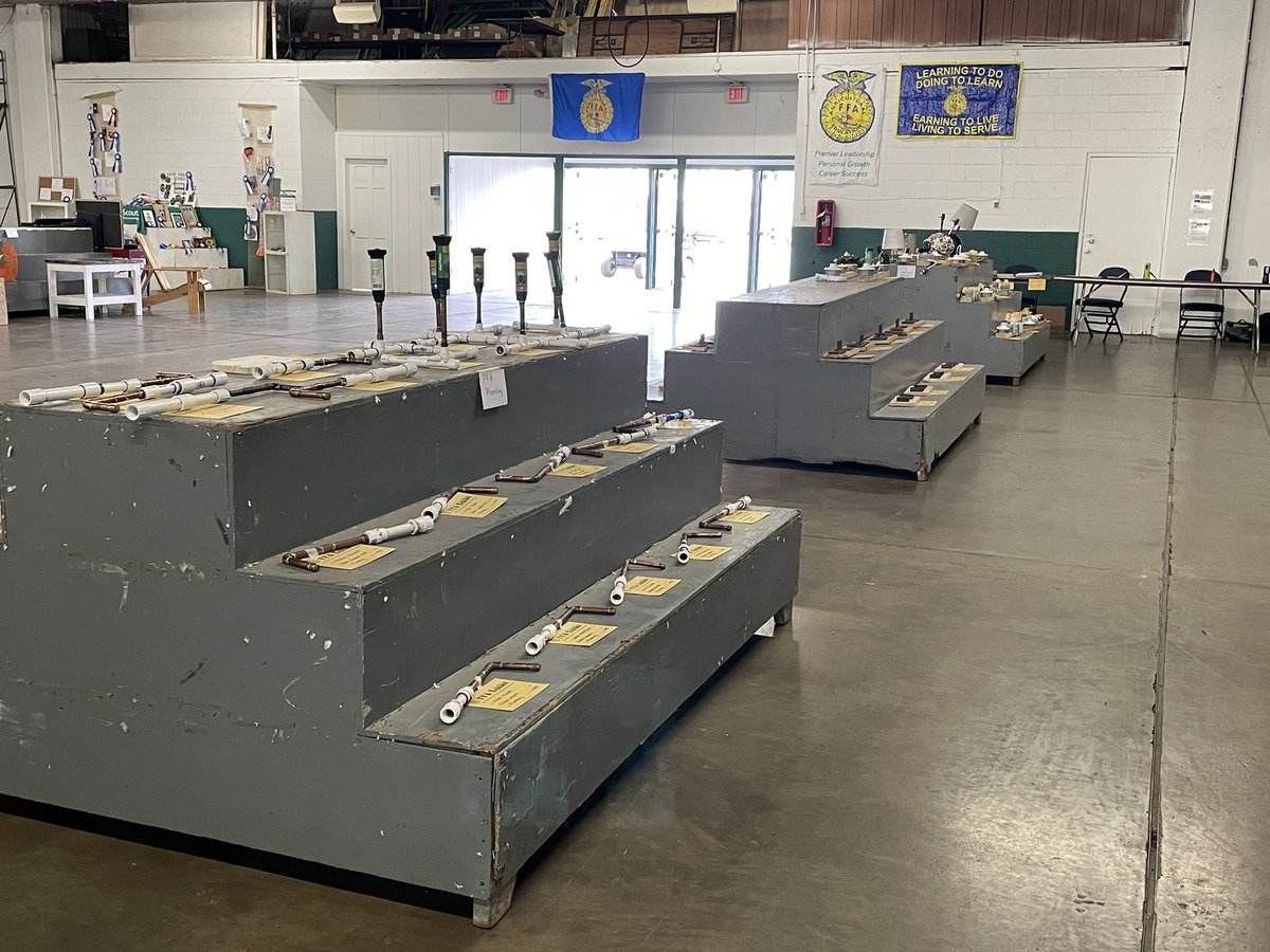 Happy Saturday…judging of FFA projects in the Youth Bldg is about to begin!!! Great job and Good Luck to  all Clark County FFA Chapters! <a href="/FFA_GISA/">Global Impact FFA</a> <a href="/OhioFFA/">Ohio FFA</a>