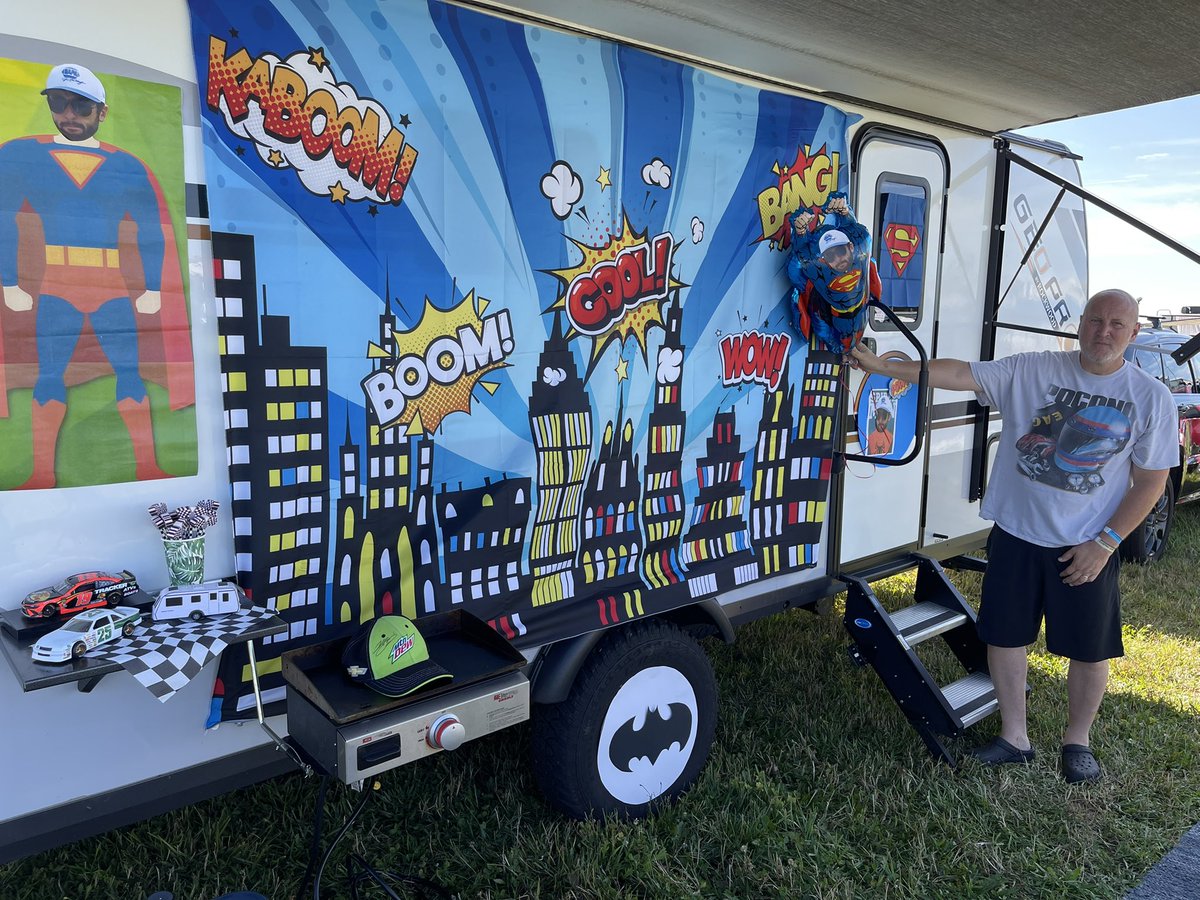 bartberkey's tweet photo. #WeisCampsiteContest @WeisMarkets @PoconoRaceway @chaseelliott https://t.co/bP1izR6CsN