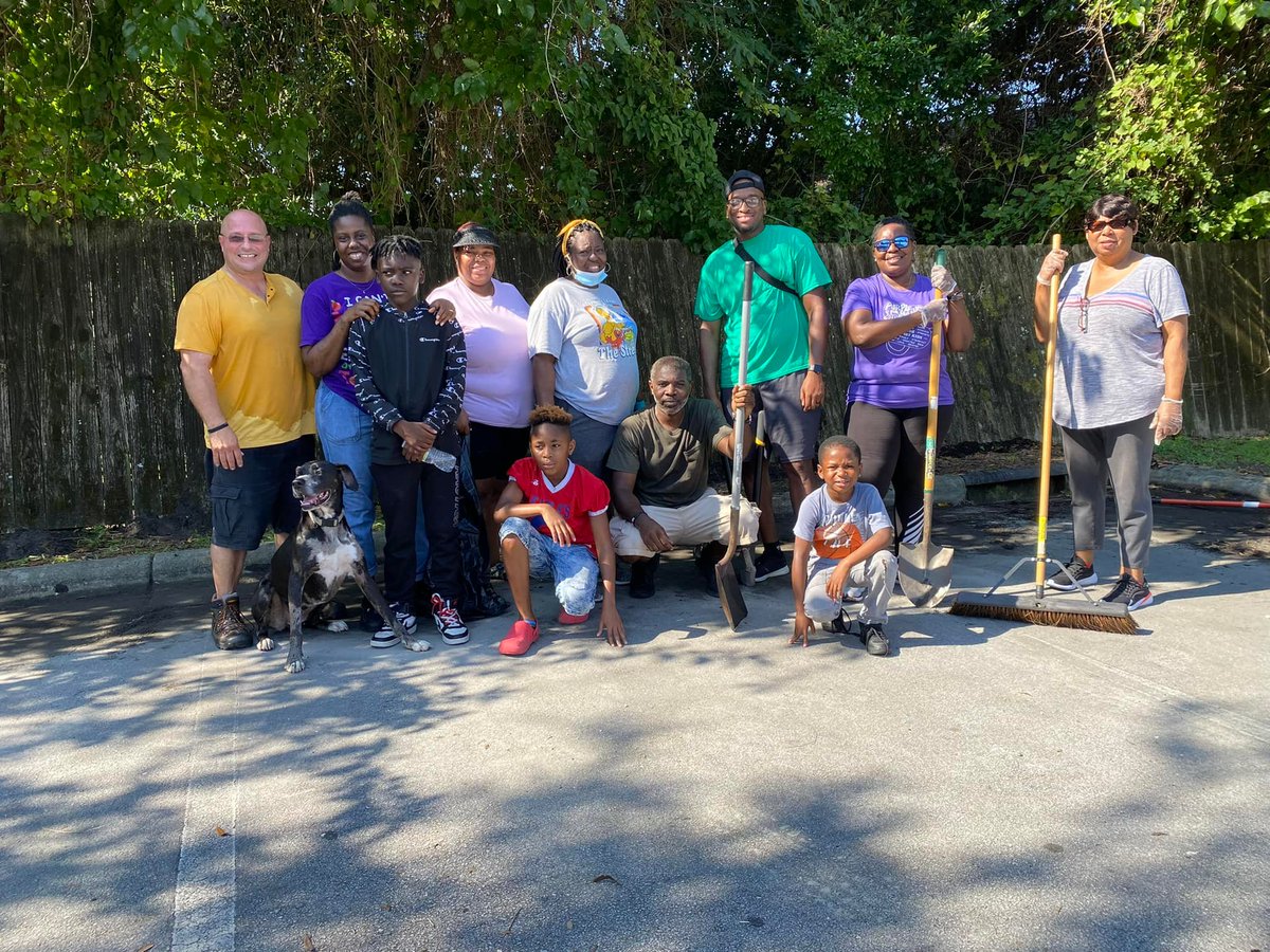 JTBCrocs tweet media