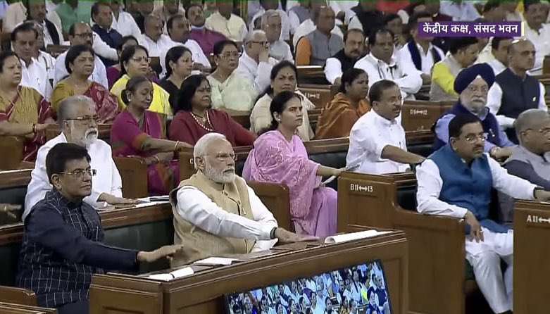HardeepSPuri's tweet photo. At the farewell address by Sh Ram Nath Kovind Ji as his successful tenure as India’s 14th President now ends. The first from Uttar Pradesh to grace the county’s highest office, he served the nation with integrity &amp; bipartisanship. 

@rashtrapatibhvn @VPSecretariat @PMOIndia https://t.co/nC4qqmGQlL