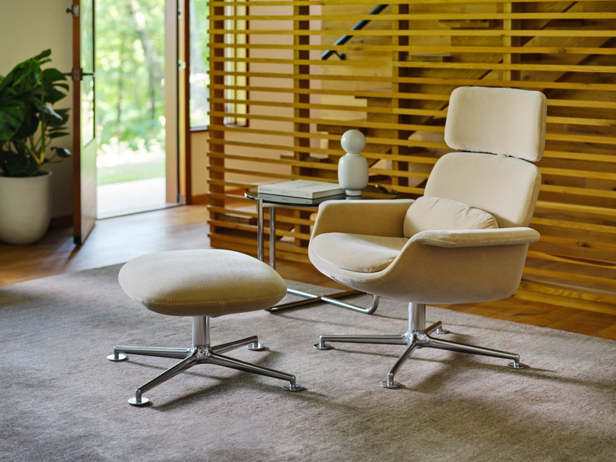 Happy Birthday @pierolissoni! Our partnership with Piero began with his 2018 KN Collection and has since expanded to include sofas, tables &amp; lounge. We're proud to celebrate Piero and his distinct vision for contemporary design. 📸 @veronica_gaido

ms.spr.ly/6013jBfiD