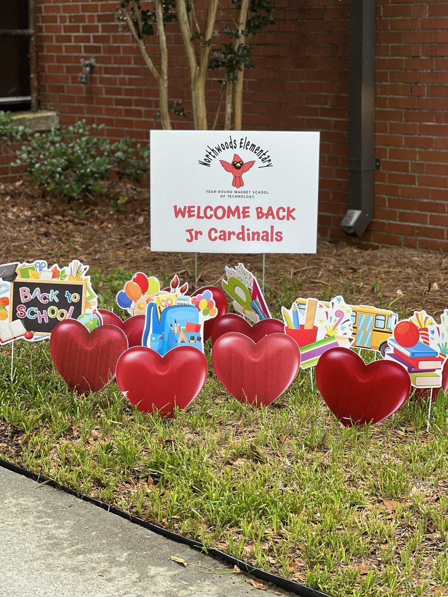 The Jr. Cardinals of Northwoods Elementary Magnet School of Technology &amp; Innovation are back!  Happy New School Year! ❤️🖤  onslow.k12.nc.us/northwoodses