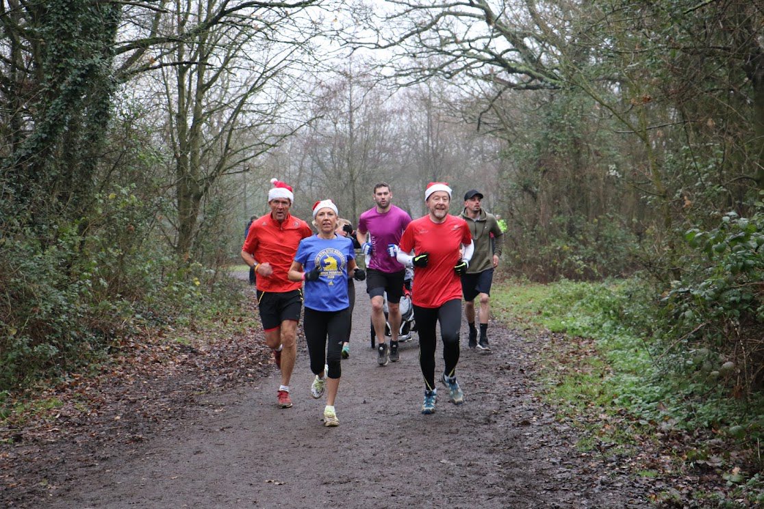 🔔It’s official, at Event #141 the <a href="/dintonparkrun/">Dinton Pastures parkrun</a> Age Graded Record was broken with 87.01% by Katherine Streams from <a href="/ReadRoadrunners/">Reading Roadrunners</a>. Congratulations, Katherine!

Seen here leading the way on Christmas Day, it’s not yet clear whether or not the record was broken with Santa hat🤭