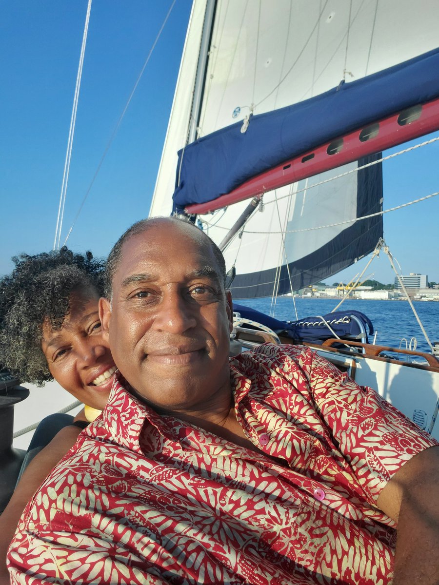 Greg Thomas tweet media