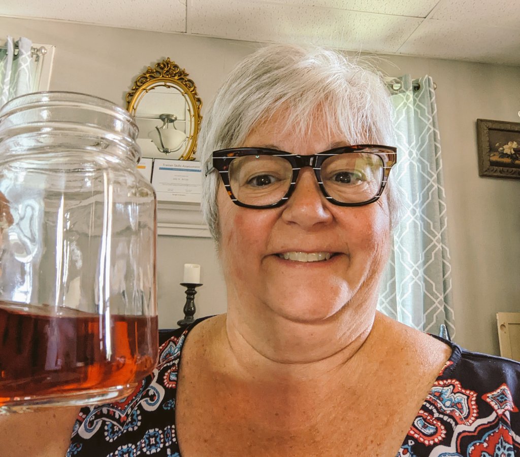 PMGoogleGoddess's tweet photo. Drinking my Iced Tea on this HOT morning as I present @GoogleForEdu Level 2 Google Certified Educator Bootcamp on @GlobalGEG #globalgeg #bootcamp22 https://t.co/atUcHG0R3b