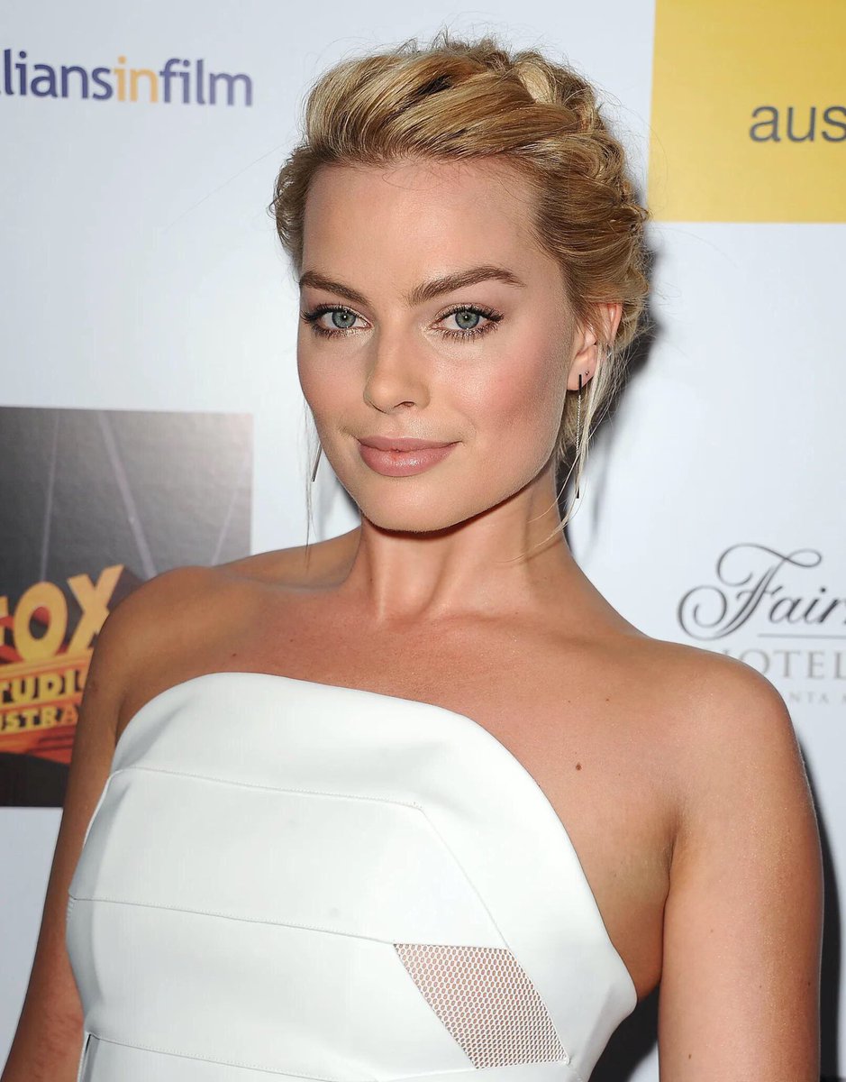 Hottest Celebs on Twitter "RT HawtCelebs12 Margot Robbie"