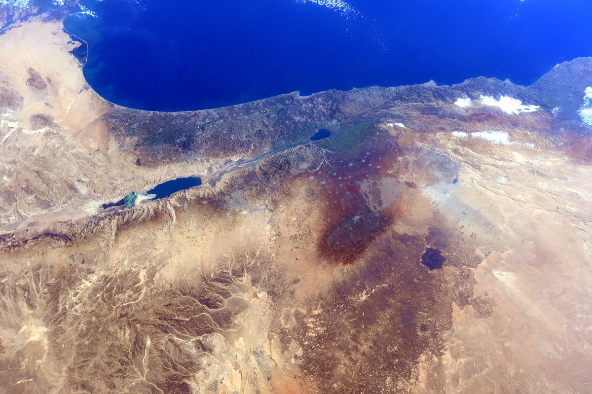 رائد الفضاء الأمريكي باري ويلمور التقط هذه الصورة الجميلة فوق إسرائيل من محطة الفضاء الدولية  …