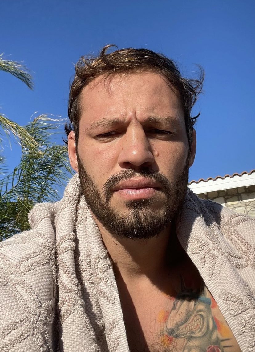 Serap yengem Allah aşkına Atakan’a attırmıyorsun bari sen at odxkkdjcjc