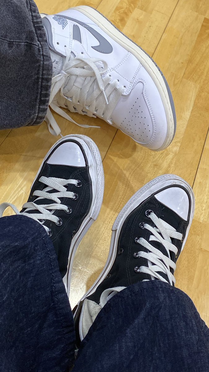 Backhyowon's tweet photo. 지금은 12:47 🥵 https://t.co/g4QNnzP3FP