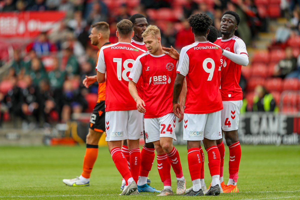 Well it's all over here at Highbury - one game and one win at home this summer!

(2-1) #OnwardTogether