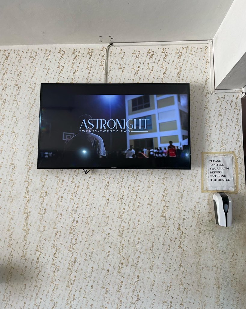 envisiondig's tweet photo. Are you ready to turn up at Astronight this evening? If you are,then pull up!! Come get drinks, food, jam, socialize, connect and network😎 at Brunei Sports Complex. You know the vibes tonight🤪🤪
#envisiondigital #digitalsignage #astronight #knust #campus #brunei https://t.co/fFTnnafiU1