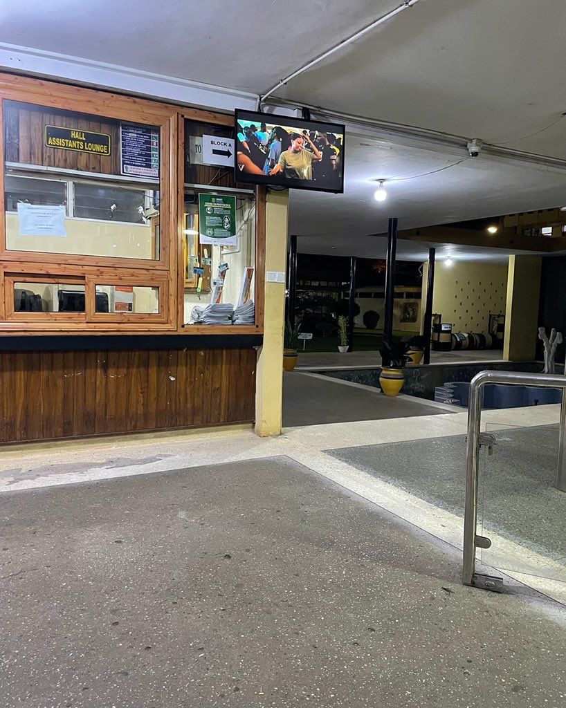 envisiondig's tweet photo. Are you ready to turn up at Astronight this evening? If you are,then pull up!! Come get drinks, food, jam, socialize, connect and network😎 at Brunei Sports Complex. You know the vibes tonight🤪🤪
#envisiondigital #digitalsignage #astronight #knust #campus #brunei https://t.co/fFTnnafiU1