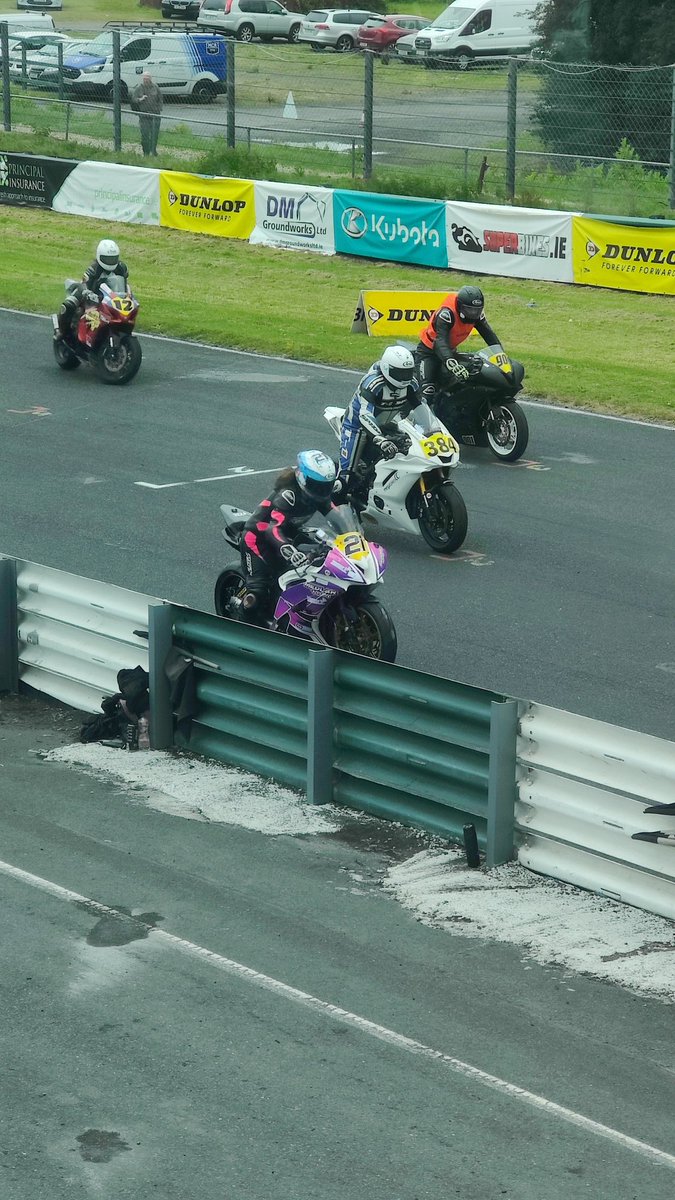 Eamonn Medlar tweet media