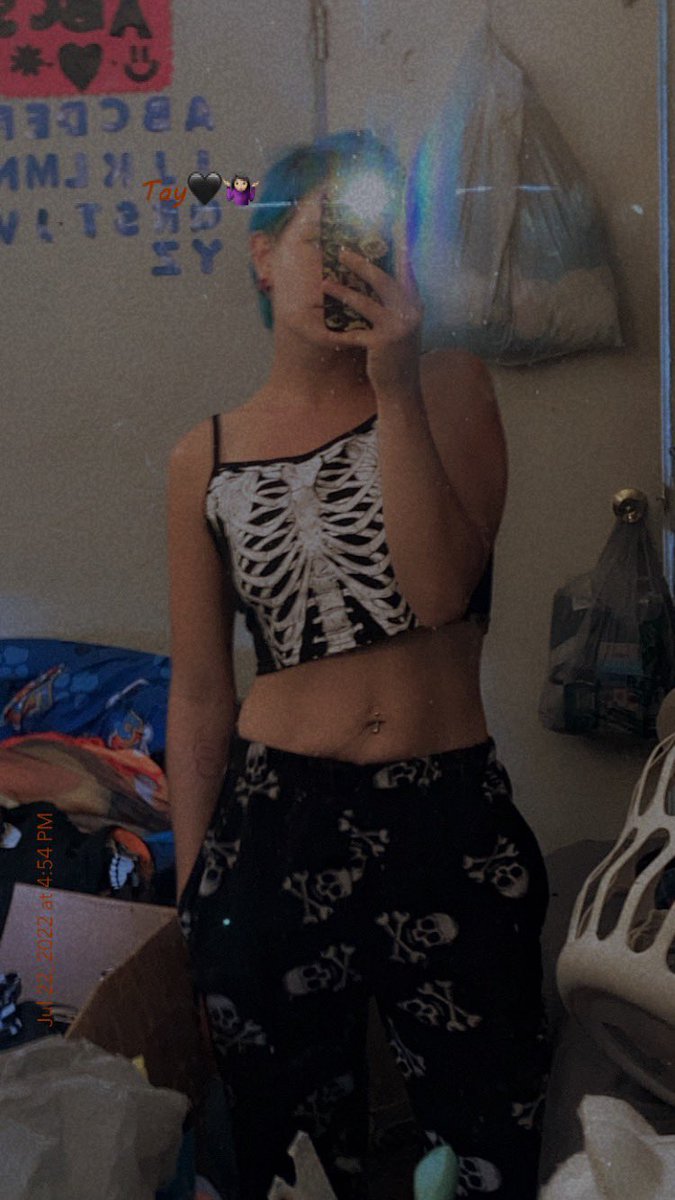 TayBear’s pics and videos