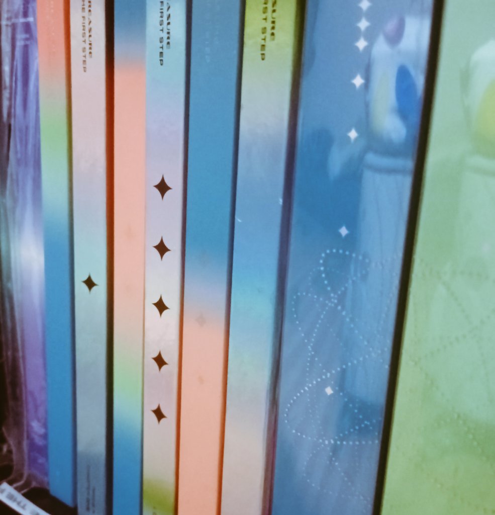 hrt_wtb's tweet photo. ✷ nct &amp; treasure album quitting sale
 wts | lfb | ph

price range: 100-250 only!

☻ pls check thread for more info 
 𓈀 mod - sco &amp; ggx
𓈀 mop - gcash only
𓈀 can ship asap
𓈀 can give discount if you buy 3 albums &amp; above

a thread: https://t.co/3HmdW5ib91