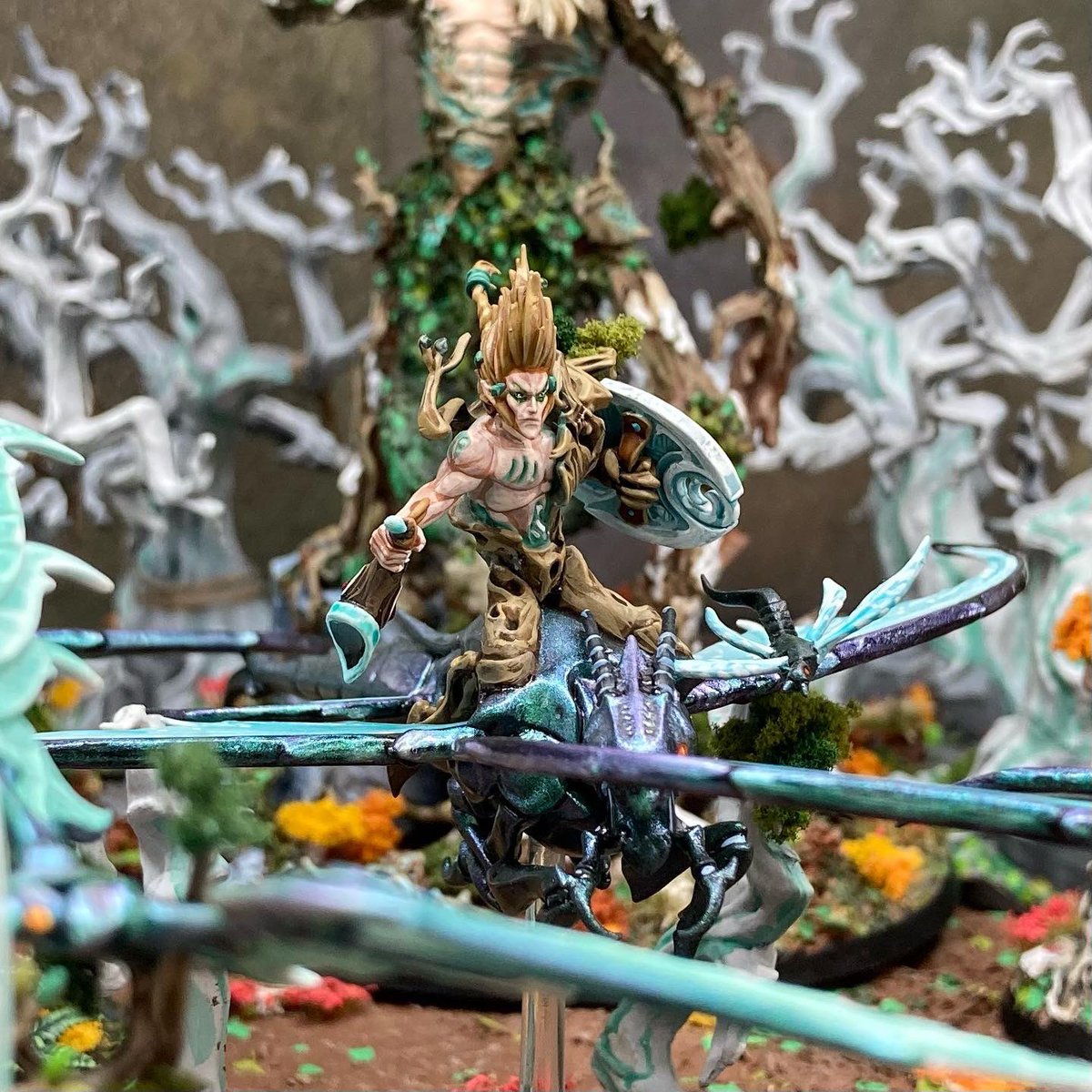 HadrielCaine's tweet photo. @timswheelbarrow made a good point about actually taking pics of my #sylvaneth at the point they won a painting prize since my list is always changing and I never take photos… so I did! Here’s 2k of Sylvaneth that went to #clash22 last week! #warhammercommunity @WarComTeam 1/2 https://t.co/3oZC1qFYoW