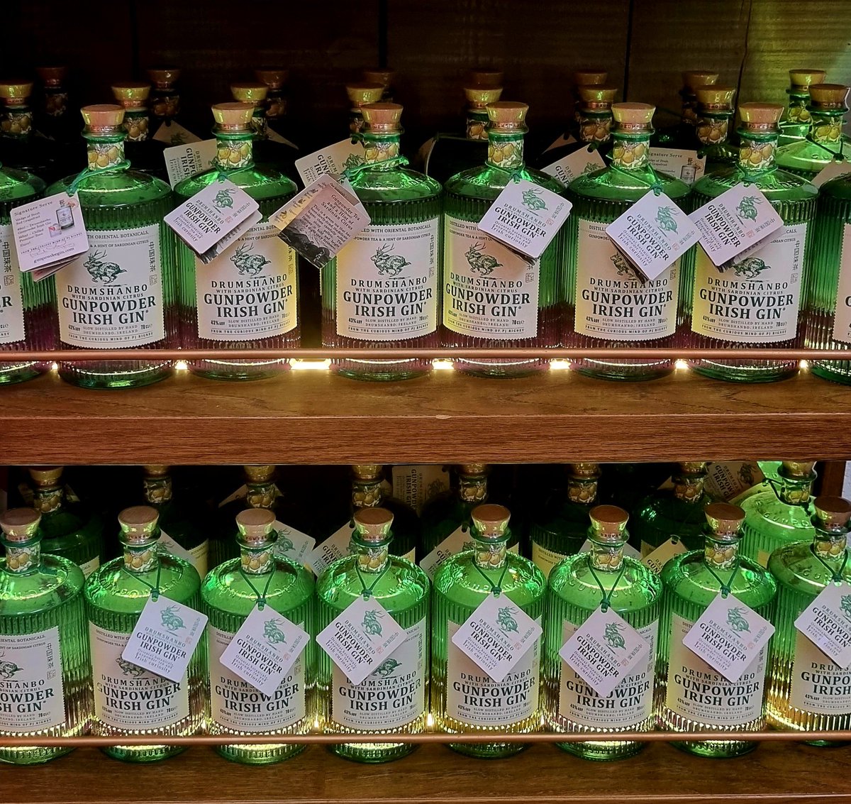 BigwigH's tweet photo. Gin shopping. 
@SHEDDISTILLERY #Gunpowder #Stayhydrated  #Drumshambo https://t.co/1aicjbMjZI
