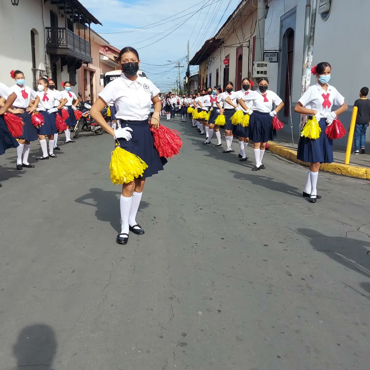 INOBML1's tweet photo. #4319FuerzasDeVictorias
#EnVictoriasEducativasPorGraciaDeDios
#CorazónsiemprerojoINOBML

Nuestra Comunidad Educativa del Instituto Nacional de Occidente-Benito Mauricio Lacayo participo en la colocación de Ofrenda Floral de nuestros amartires del 23 de Julio. https://t.co/mKd55l2p3S