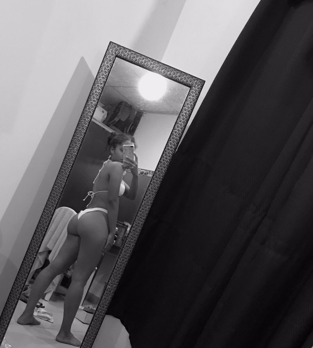 kamaurev_'s tweet photo. solo es una foto midiéndome un vdb https://t.co/NIRKfBjClk