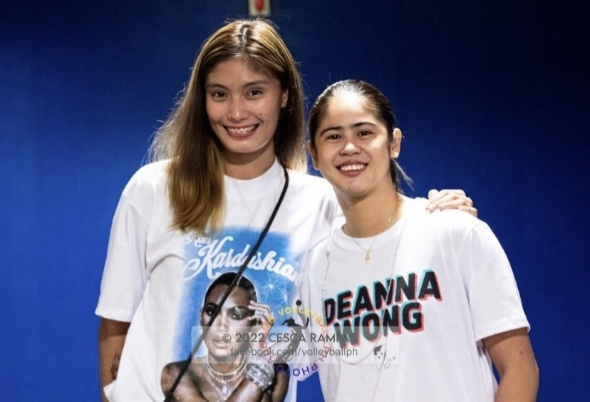 santasantita_'s tweet photo. I love you both 🤍😍🫶🏽 @deannawongst  @ivy_lacsina https://t.co/pPpglyFVoH