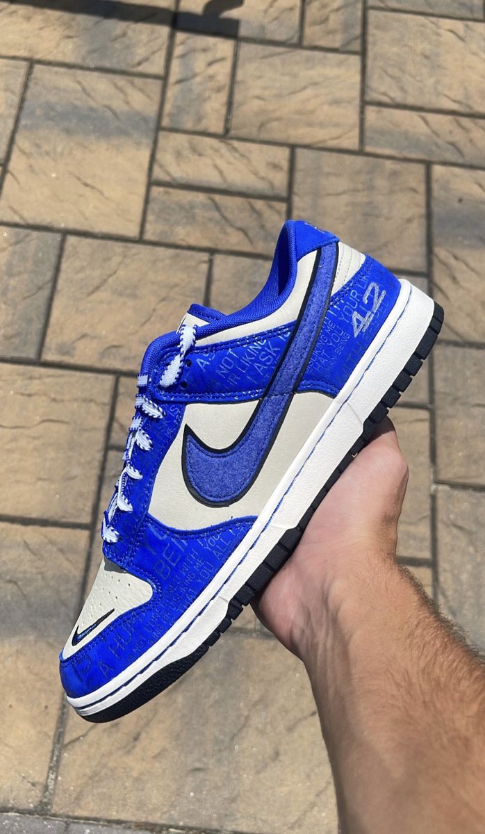 HoloFlips Success tweet media