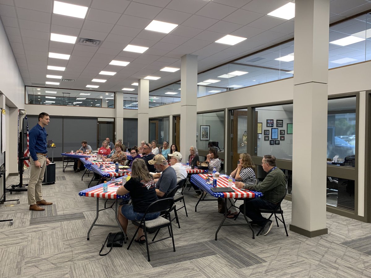 AFPFNE's tweet image. Great day for activist training! Giving folks the tools to make changes in their communities, state, and country!