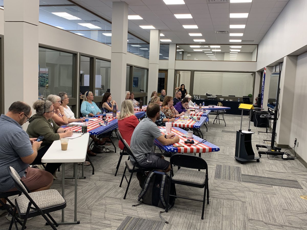 AFPFNE's tweet image. Great day for activist training! Giving folks the tools to make changes in their communities, state, and country!