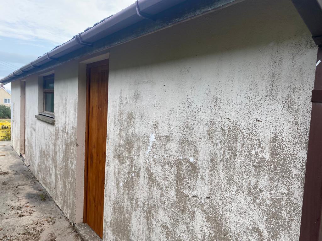 CCHendygwyn's tweet photo. ⭐️ THANK YOU⭐️ 

1/2

We would like to say a big thank you to Valero Pembroke Refinery in the Community for their labour, pressure washer and all the equipment to use painting the pavilion at our 3rd XI ground at Llanddewi. https://t.co/kdbOhiD1IL