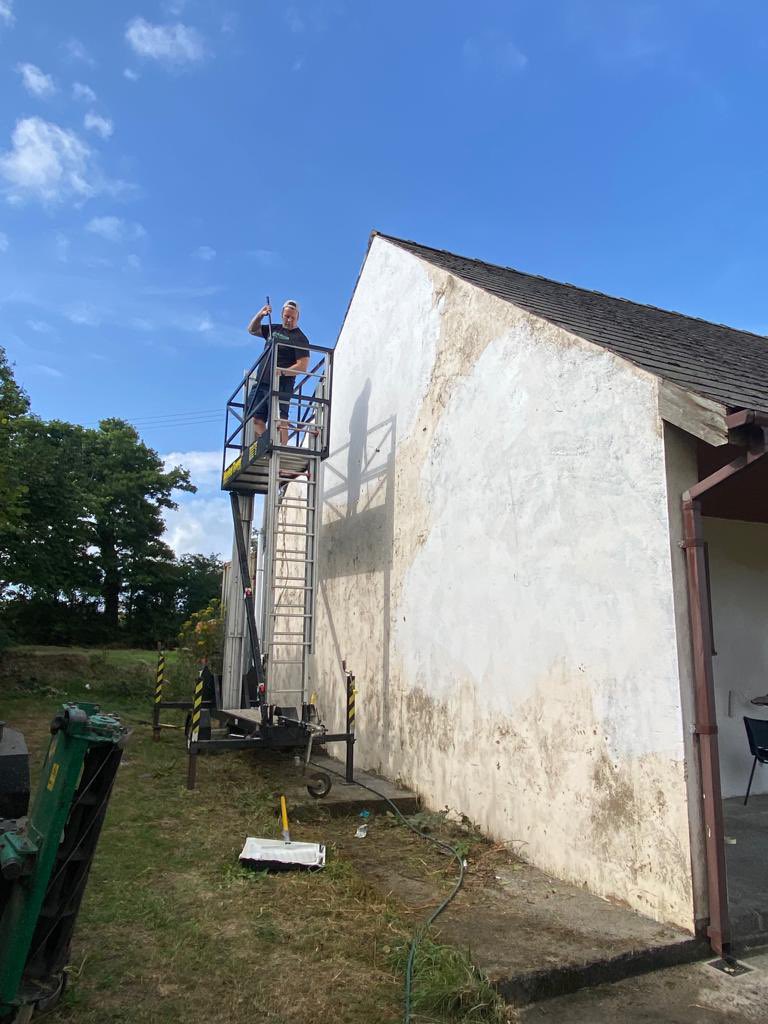 CCHendygwyn's tweet photo. ⭐️ THANK YOU⭐️

2/2 

Also a big thank you to Davies Builders Merchants and Jewson (Carmarthen Branch) for their kind donation of paint to be used. https://t.co/XPKn5BonSq