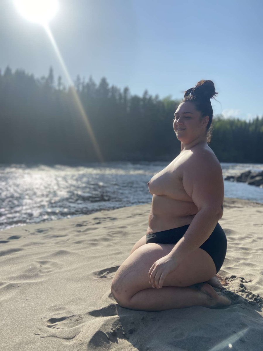 lexiblows's tweet photo. Sub to see me naked at the beach☀️☀️

RT4RT �� F4F ✨ L4L

https://t.co/9RpAtbfMwl

#onlyfans #bbwass #bbwamatuer #bigtits #sellingnudes #sellingcontent #buyingcontent #nsfwtw #nsfwtwtً https://t.co/MWZsn7mv2z