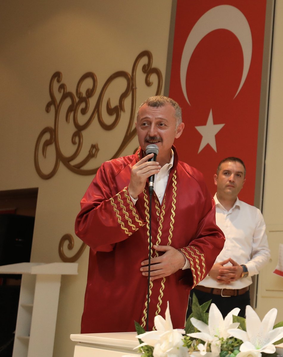 Tahir Büyükakın