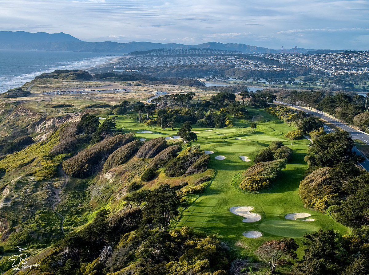 Evan_Schiller's tweet photo. Favorite course to be at Sunset?  Here’s one of mine…The Cliffs Course at @TheOlympicClub   #golfcoursephotos #olympicclub https://t.co/KjpuJK3sm0