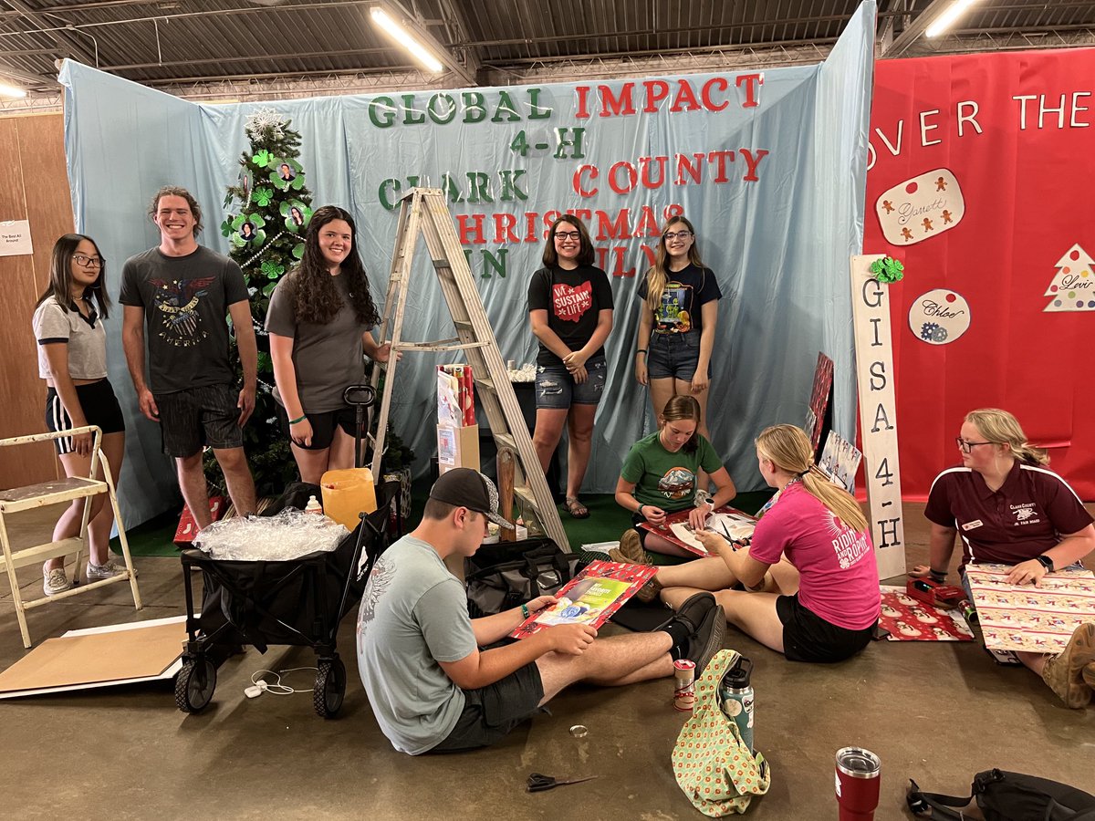 ⁦<a href="/GIAcademy/">Global Impact STEM Academy</a>⁩ ⁦<a href="/Gisa_4h/">Global Impact 4-H</a>⁩ ⁦<a href="/FFA_GISA/">Global Impact FFA</a>⁩ 4-H having a blast with their booth and dipping ice cream
