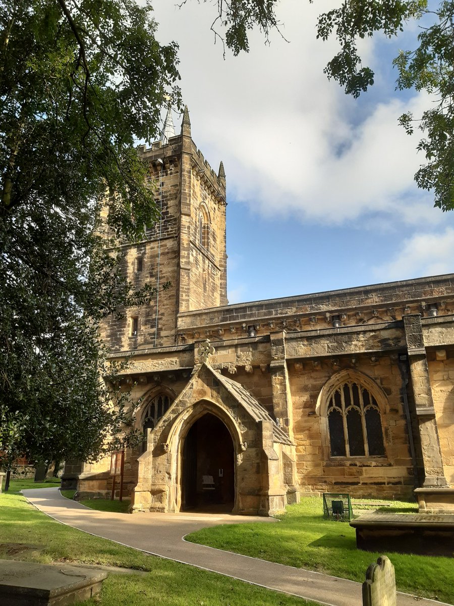 This Week at Whitkirk:

Sun 24th
10am - Sung Eucharist

Wed 27th
10am - Said Eucharist

Wed - Sat
7:30pm - <a href="/wkartsguild/">Whitkirk Arts Guild</a> show

For more info on worship, &amp; to watch live or later, visit: whitkirkchurch.org.uk/services

#AllAreWelcome