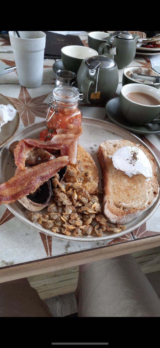 LeslieScran's tweet photo. Treated myself today, couldnโt work out how to open the jar so didnโt have the beanz #LesScran ๐๐ป https://t.co/4lh8kAoSnv