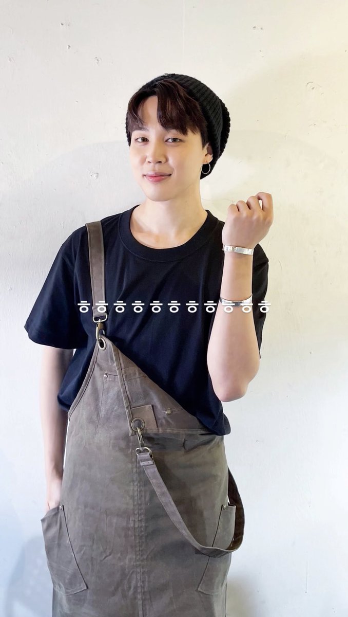 jmnsource's tweet photo. WE GOT A JIMIN 🌟 ON WEVERSE https://t.co/8OStpmjgsl