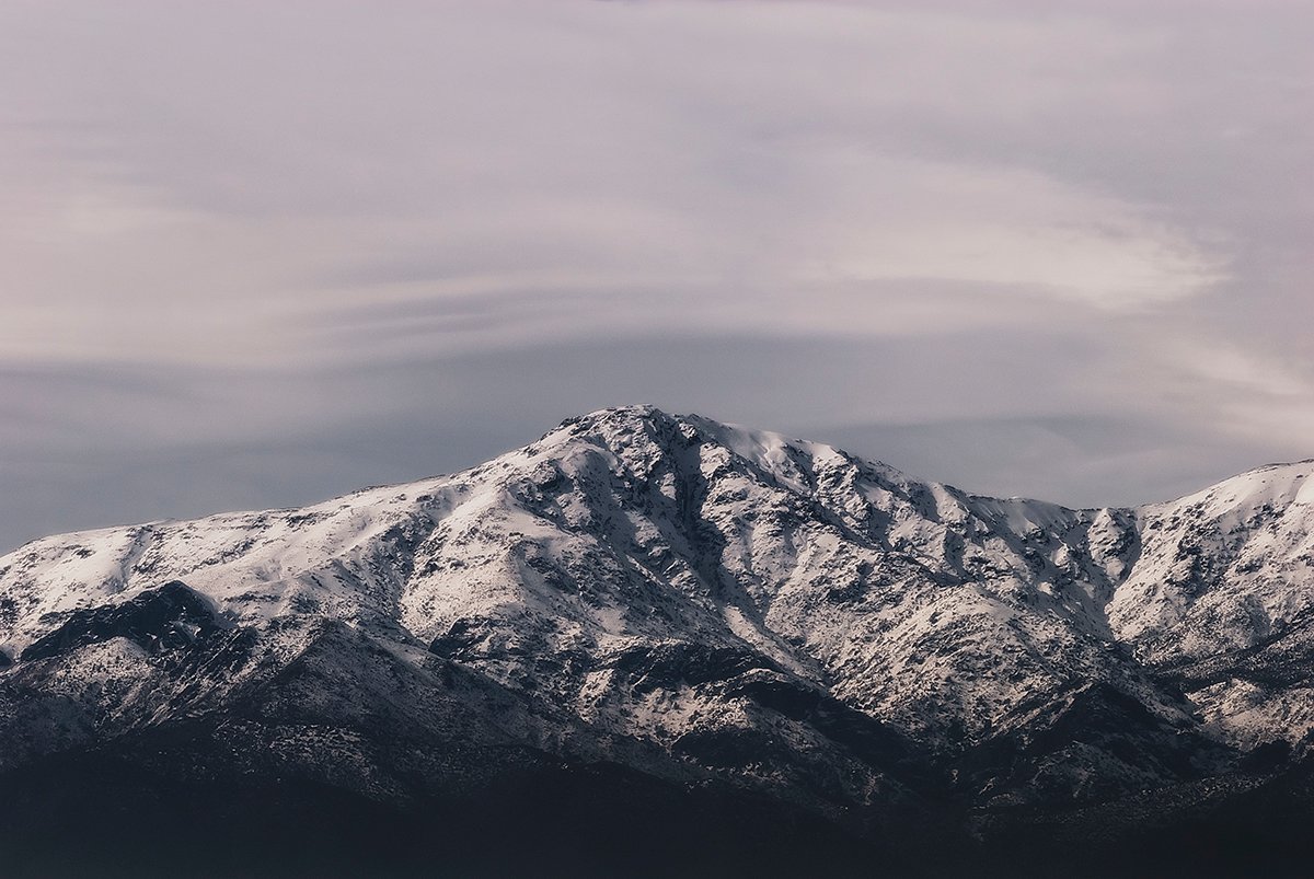 dark0712's tweet photo. Cerro La Parva, Santiago, Chile.
Nikon D200 / 80-200mm

#photooftheday #mountains #outdoor #outdoorphotography #cerrolaparva #Santiago #chile https://t.co/CBMIjjWv1M