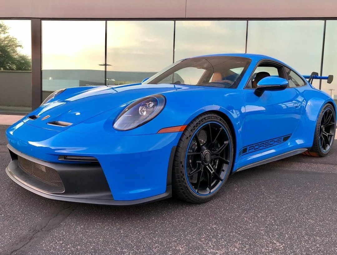 PorscheCIub's tweet photo. Shark Blue 992 GT3 https://t.co/v8cACPw2IQ