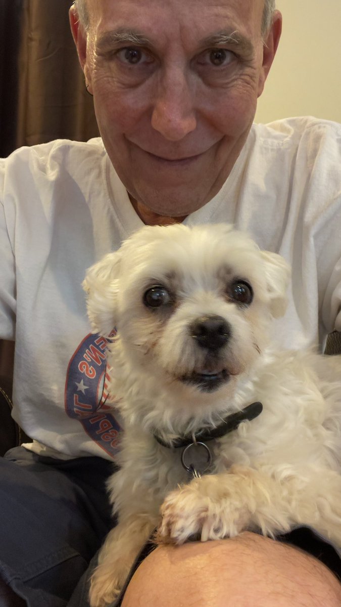 MikeBobnick's tweet photo. Doggie sitting while my brother John works #InductionWeekend for @baseballhall https://t.co/hT30znokj7