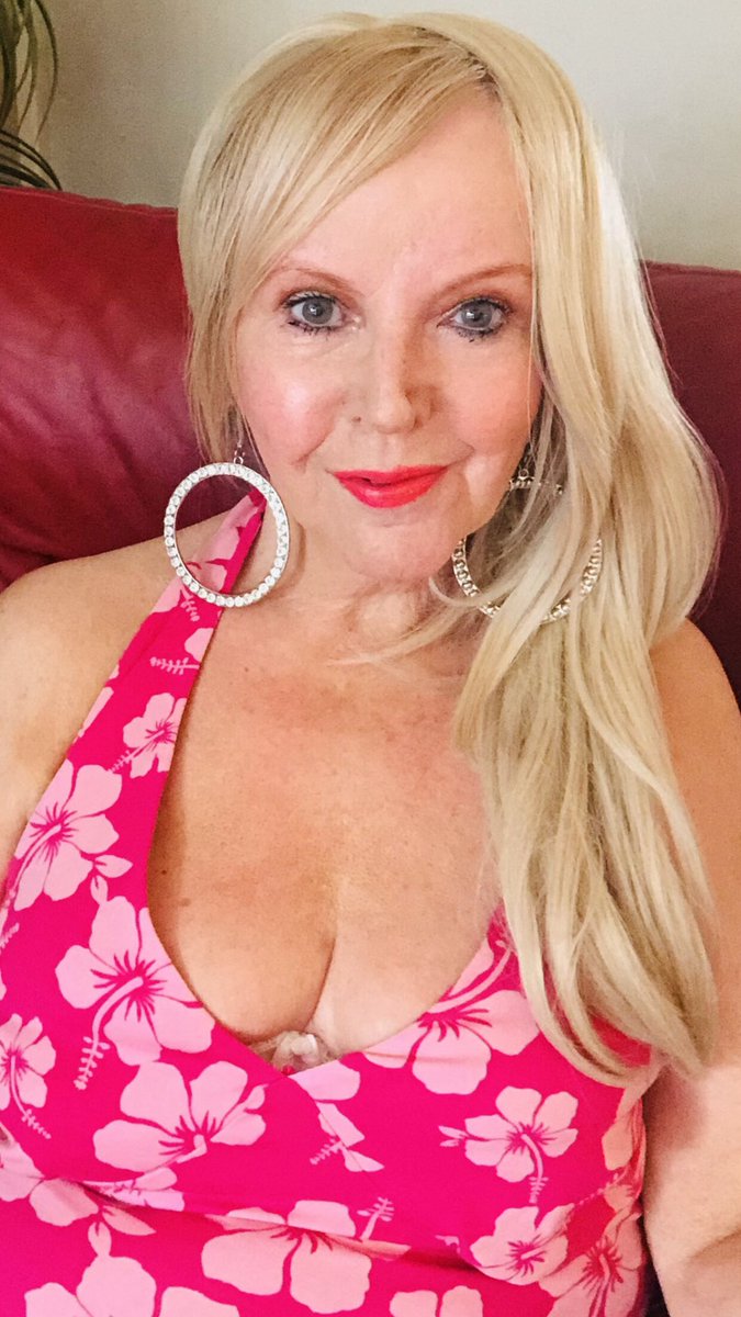 Liz irvine tweet media