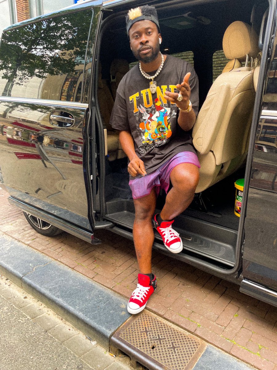 ECoolOfficial's tweet photo. Amsterdam!! 7Fest way 🚌 🇳🇱 https://t.co/U9oOLPH6vU